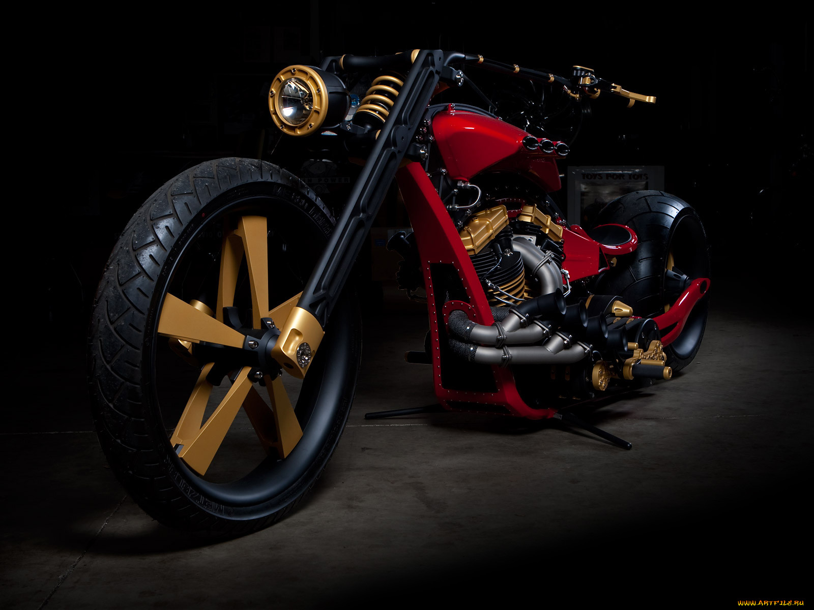 , customs, thunderstruck
